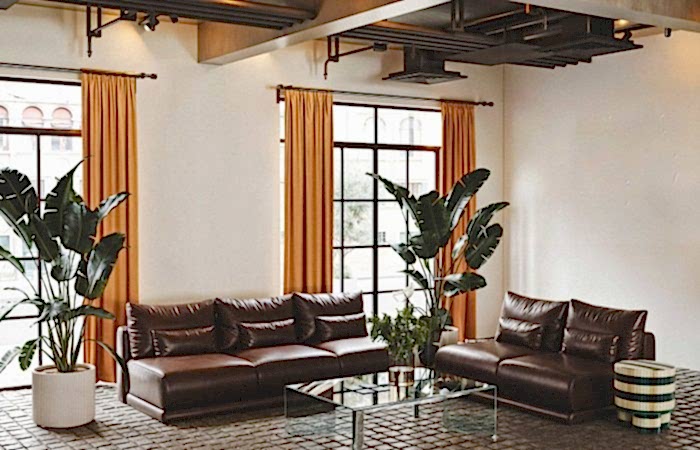 El Yapımı Tasarım Mobilyalar ile Estetik ve Hikâyesi Olan Alanlar